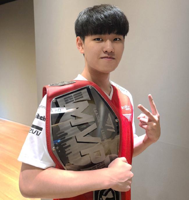 用先进的遥 用先进的遥